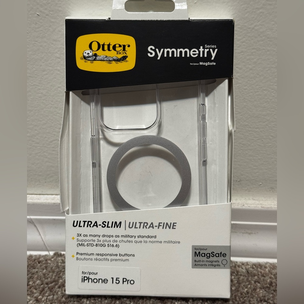 Otterbox iPhone 15 Pro Symmetry Clear Case